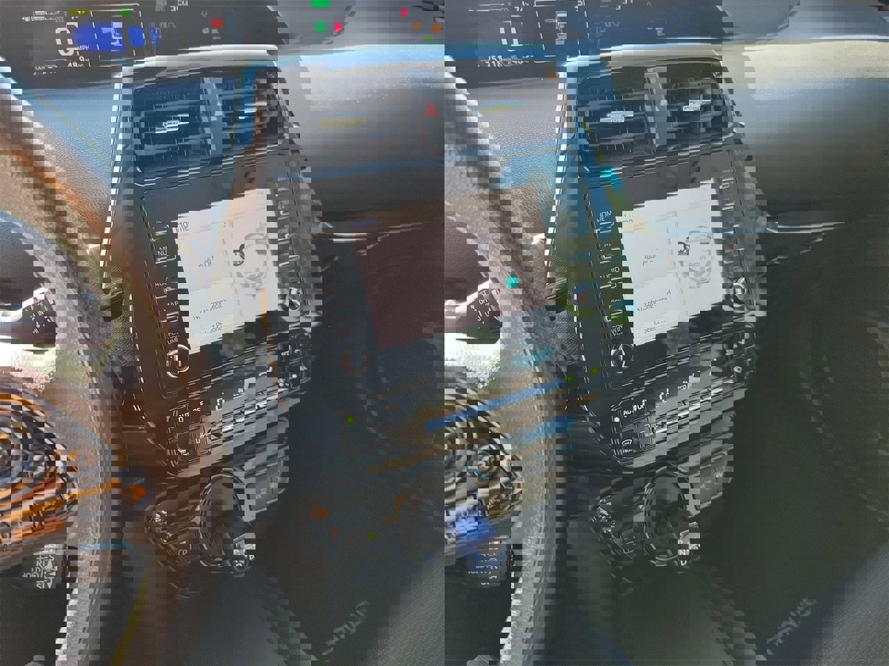 Used 2020 Toyota Prius LE w/ Carpet Mat Package image 23