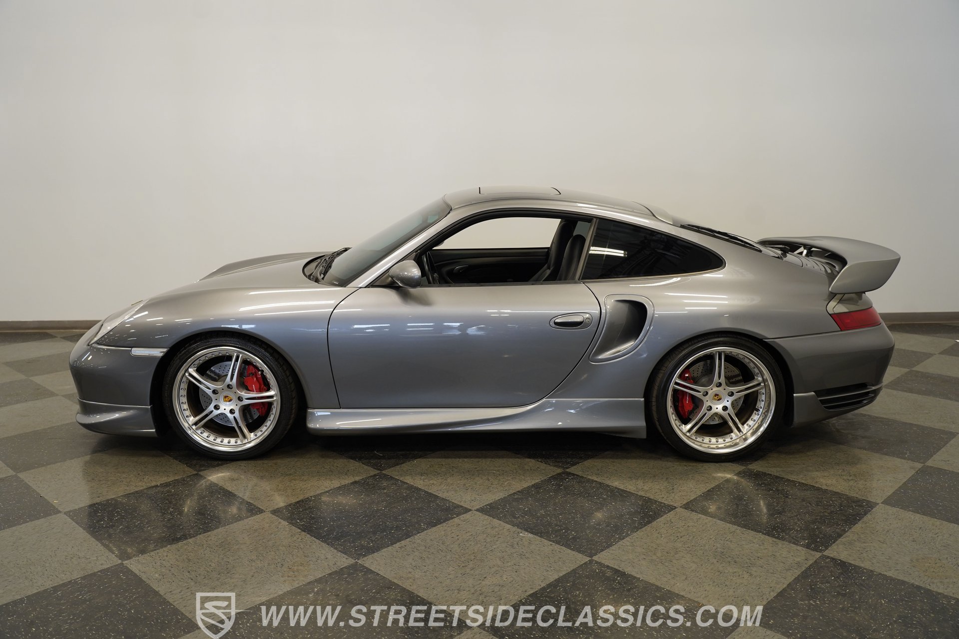 Used 2001 Porsche 911 Turbo AWD/4WD image 8