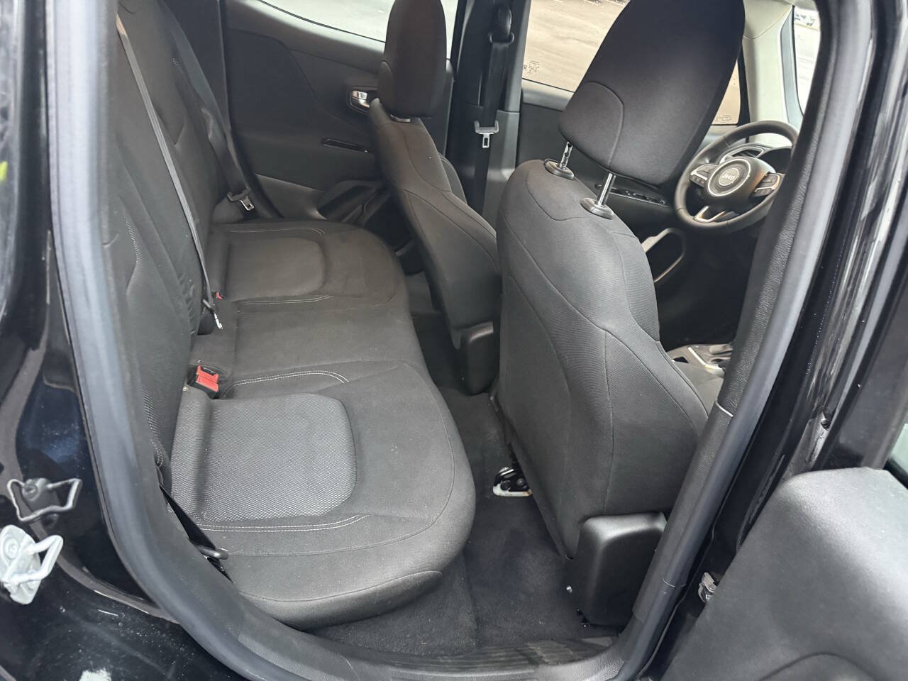 Used 2020 Jeep Renegade Sport FWD image 21