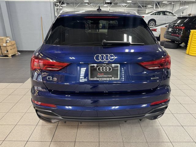 Used 2022 Audi Q3 2.0T Premium Plus AWD/4WD image 6