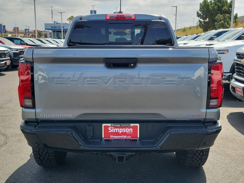 New 2026 Chevrolet Colorado ZR2 w/ Technology Package AWD/4WD image 23