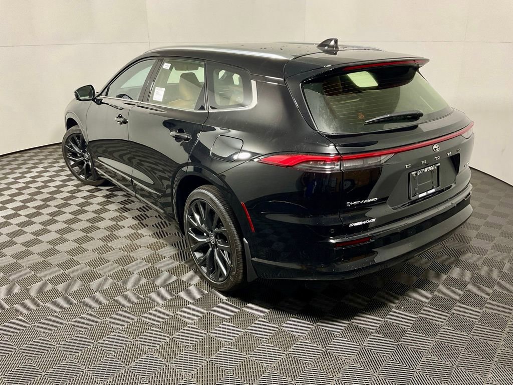 New 2025 Toyota Crown Signia image 12