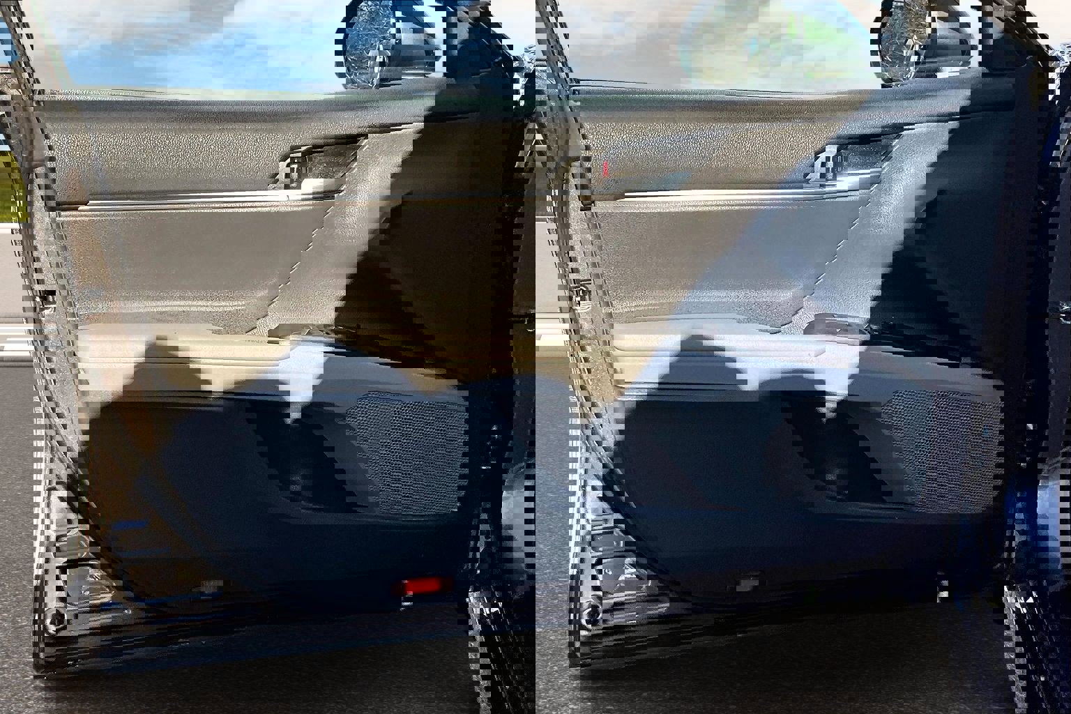 Used 2024 Toyota Camry LE image 12