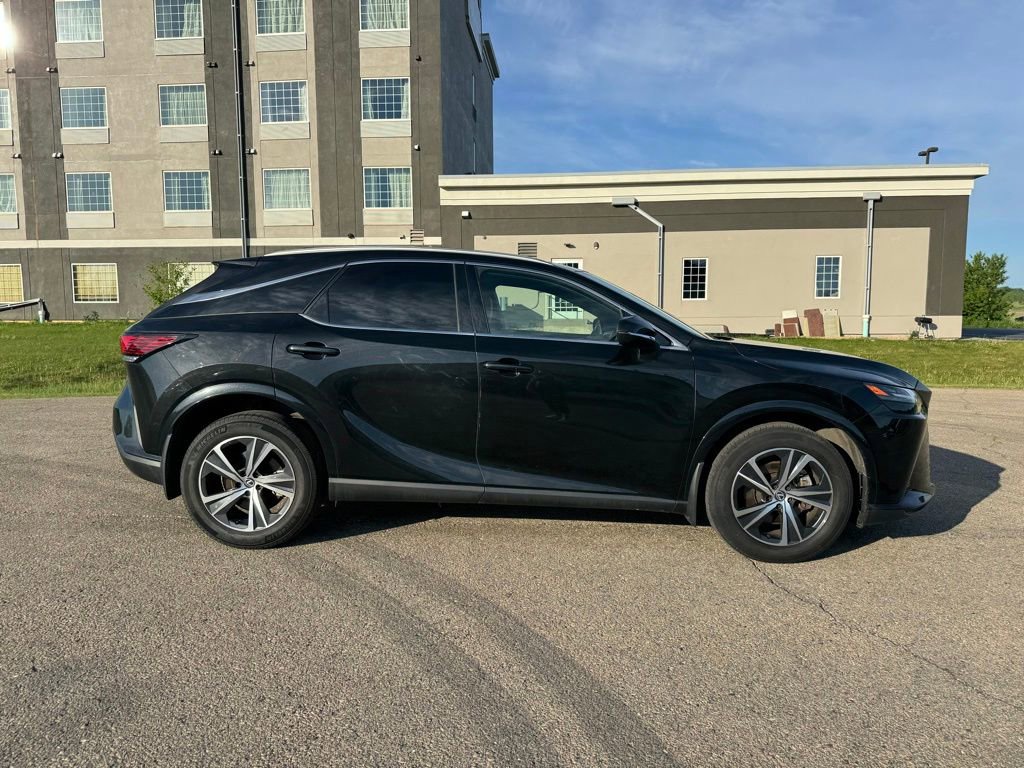 Used 2023 Lexus RX 350 Premium w/ Accessory Package AWD/4WD image 13