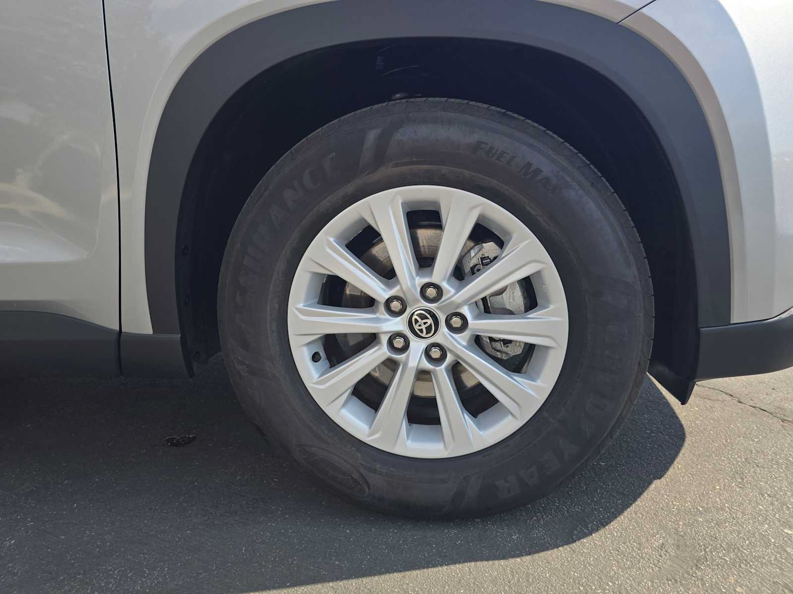 Certified 2026 Toyota Grand Highlander FWD image 9