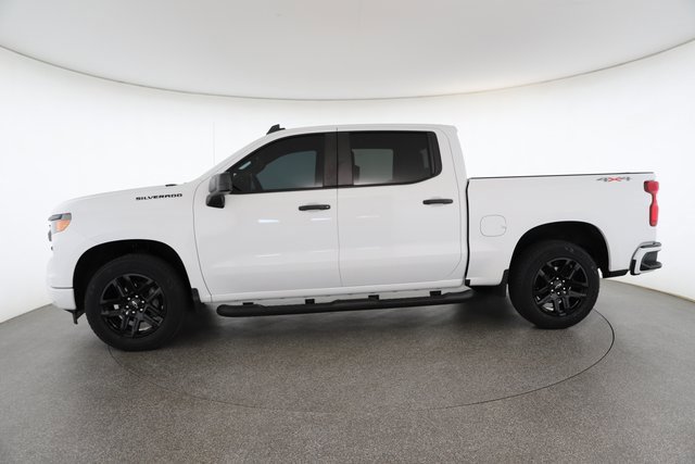 Used 2023 Chevrolet Silverado 1500 Custom image 5