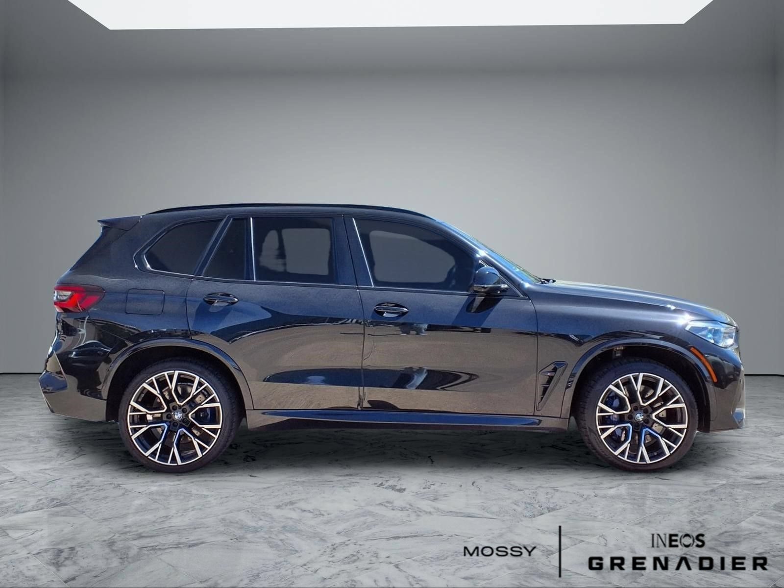 Used 2021 BMW X5 M w/ Competition Package AWD/4WD image 8