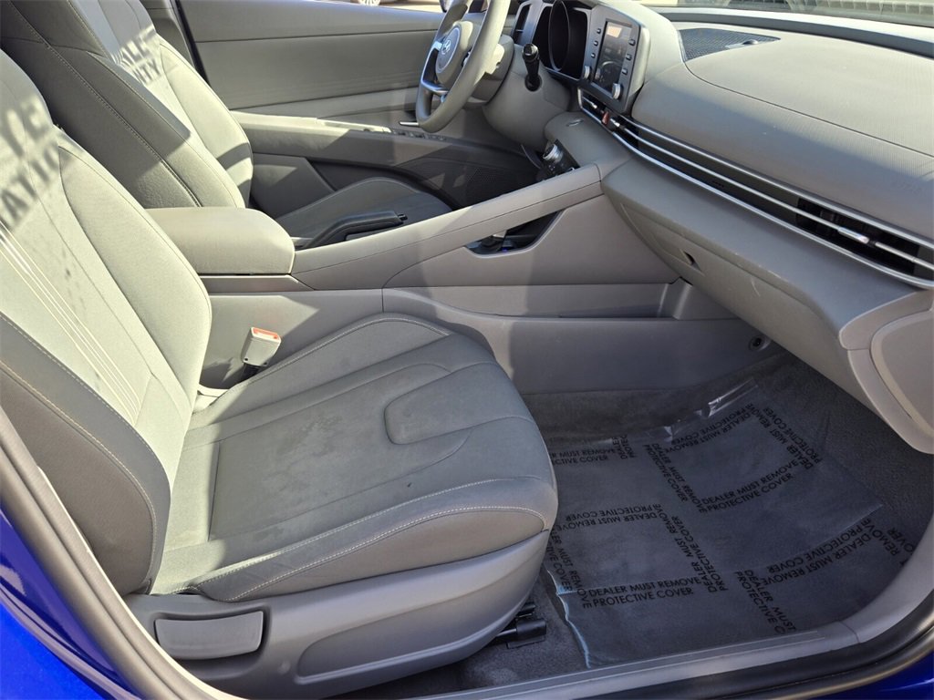 Certified 2023 Hyundai Elantra SEL image 16