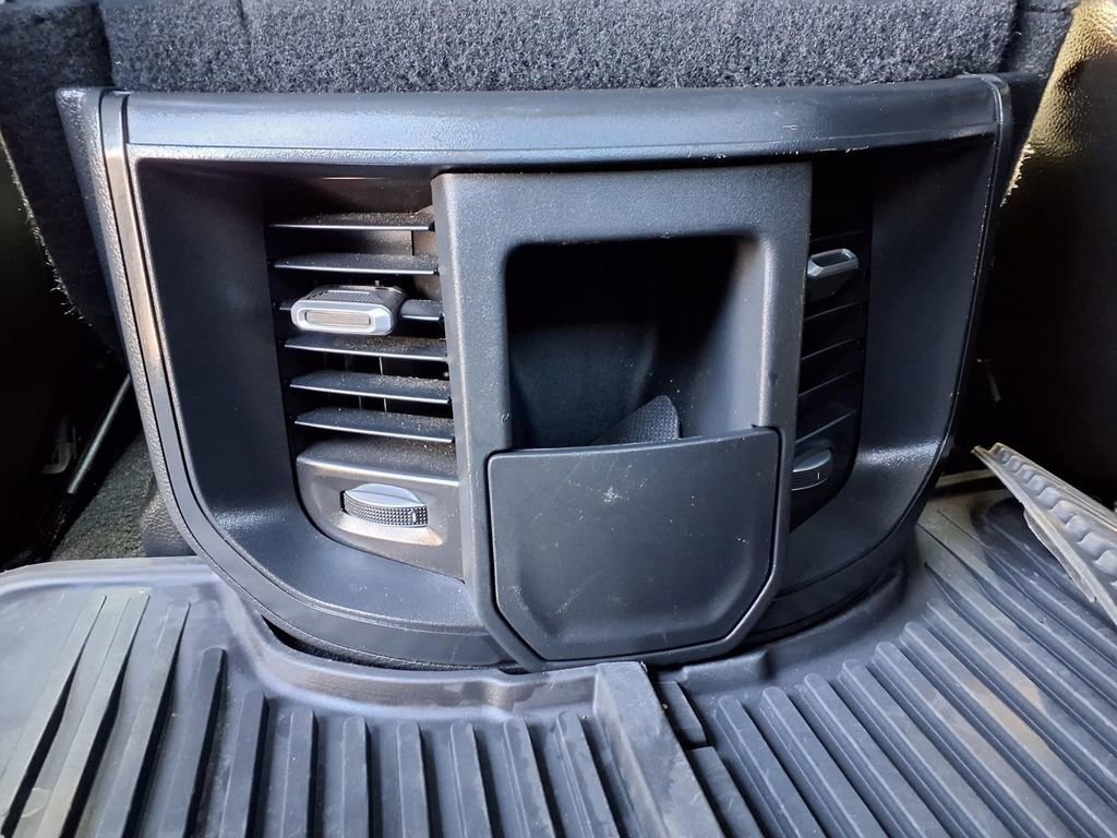 Certified 2024 RAM 3500 Big Horn AWD/4WD image 23