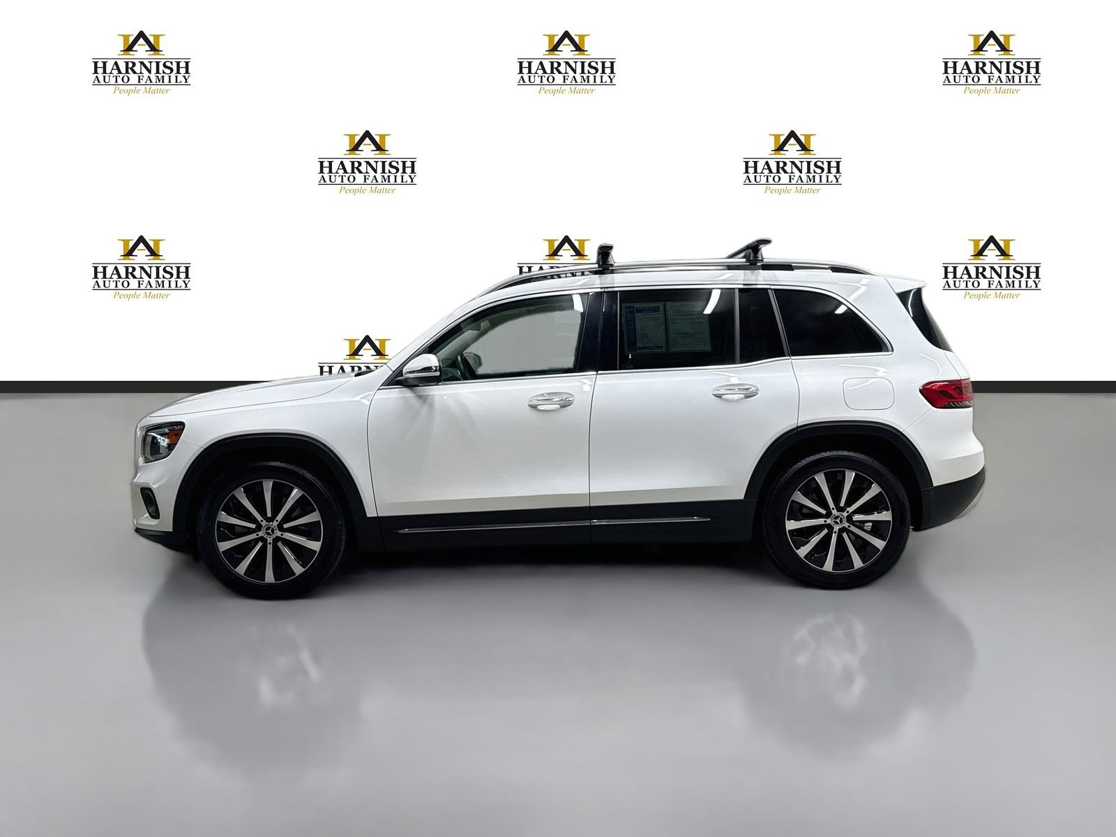 Used 2022 Mercedes-Benz GLB 250 4MATIC image 8