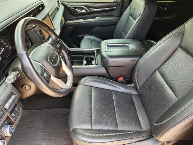 Used 2021 GMC Yukon Denali w/ Denali Ultimate Package AWD/4WD image 13