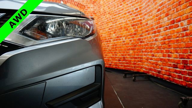 Used 2018 Nissan Rogue SV w/ Premium Package AWD/4WD image 68