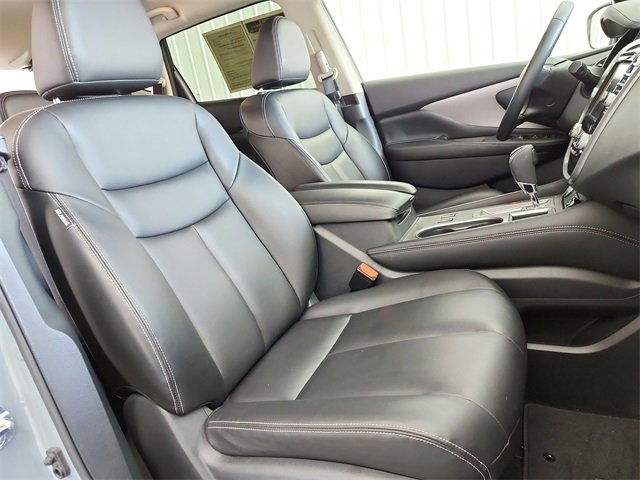 Used 2024 Nissan Murano SV w/ SV Midnight Edition Package image 39