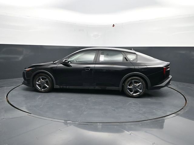 Used 2025 Kia K4 LXS image 5