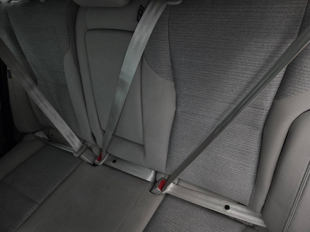 Certified 2023 Nissan Rogue SV FWD image 12