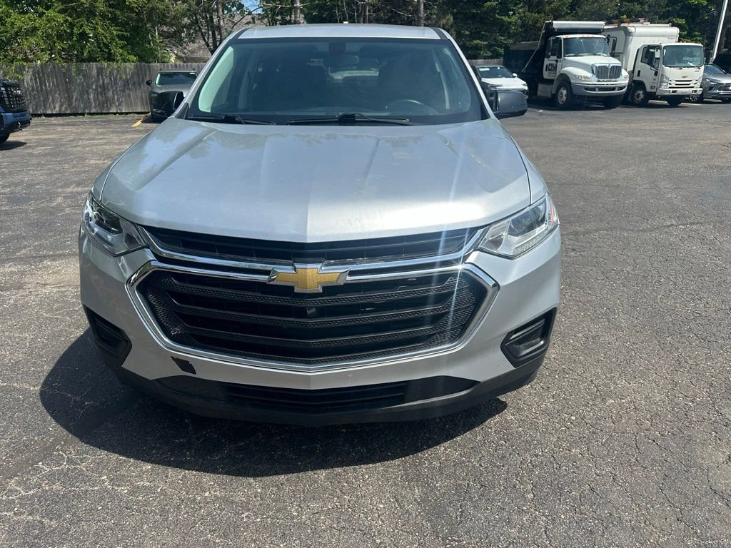 Used 2019 Chevrolet Traverse LS w/ LPO, Floor Liner Package AWD/4WD image 3