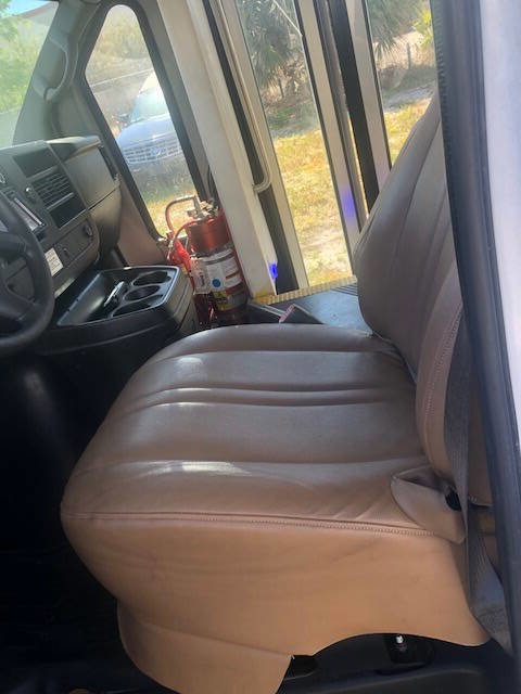 Used 2013 Chevrolet Express 4500 w/ Shuttle Bus Package RWD image 11