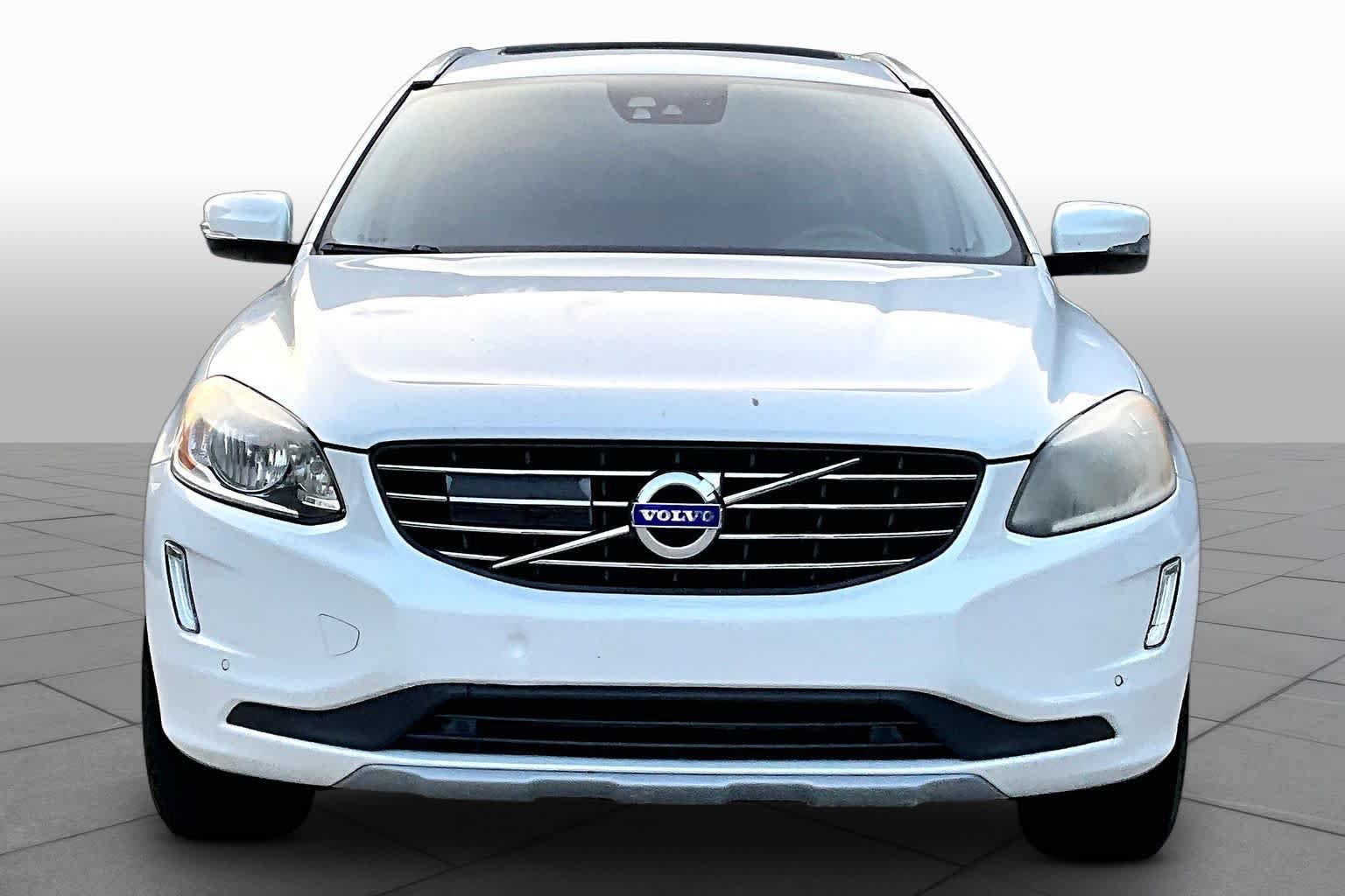 Used 2017 Volvo XC60 T5 Inscription w/ Advanced Package AWD/4WD image 4