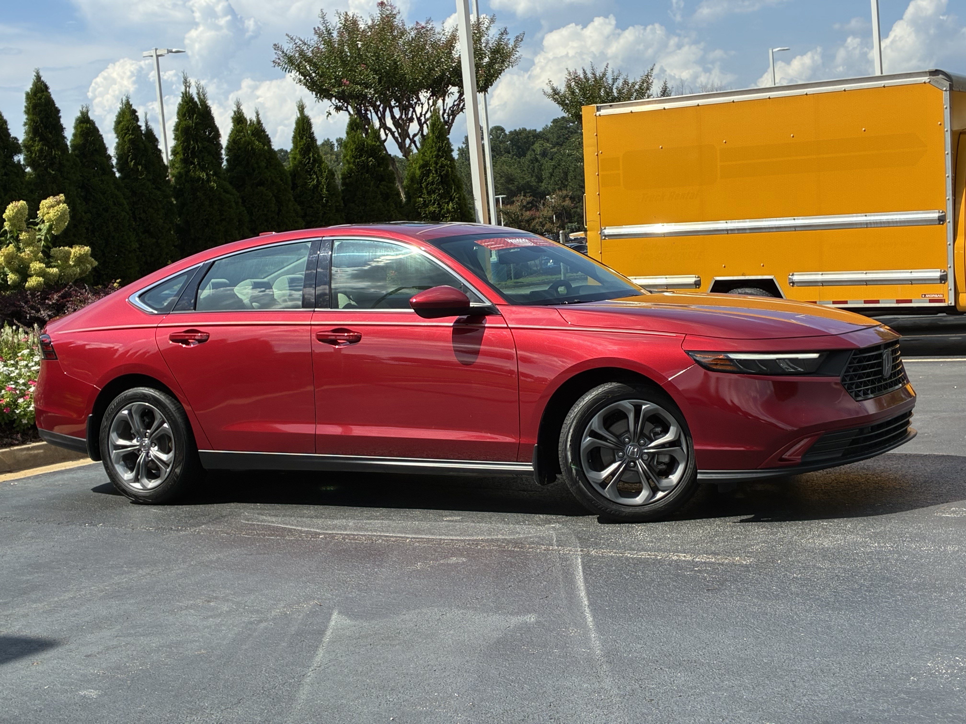 Used 2024 Honda Accord EX image 3
