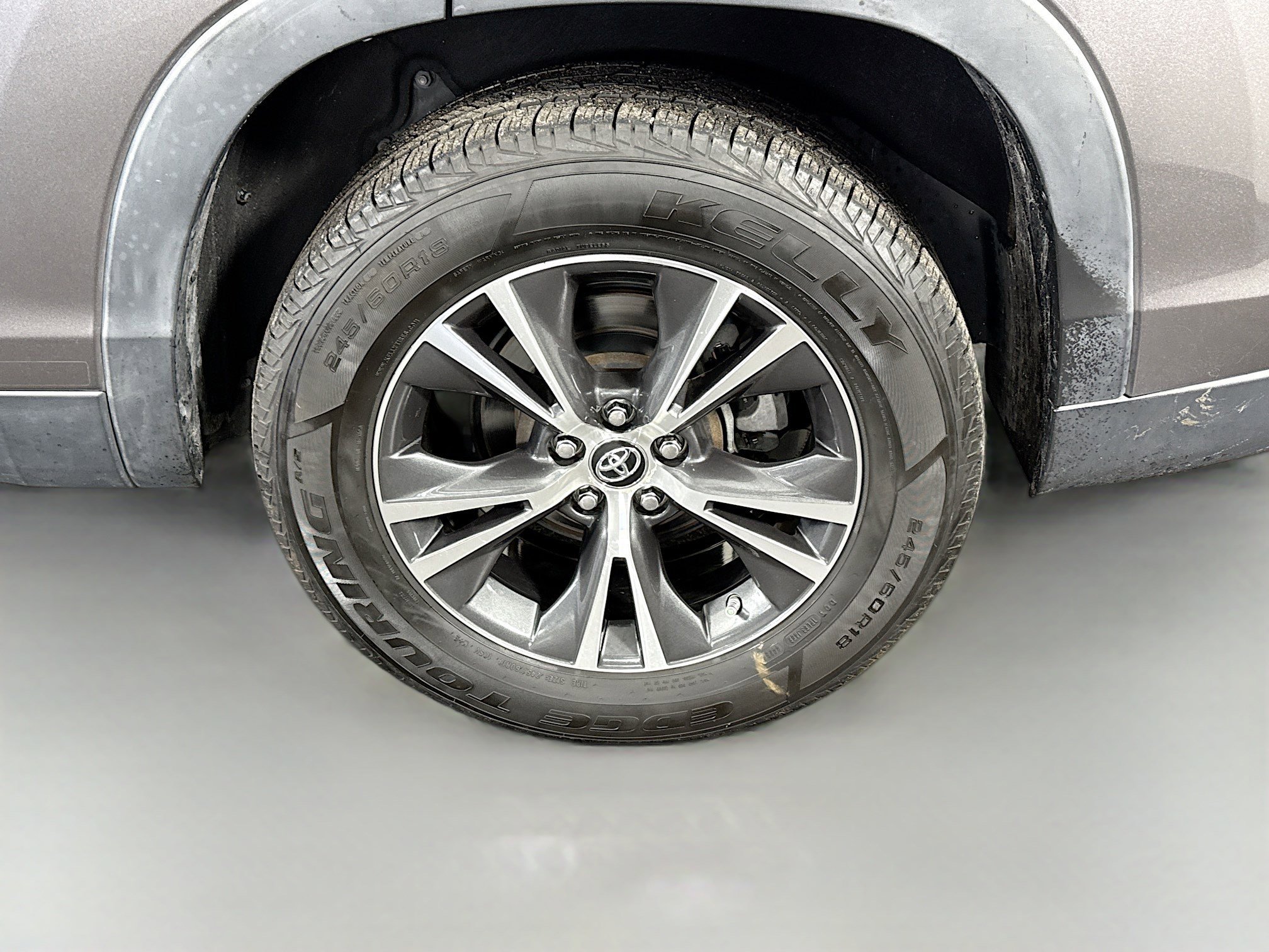 Used 2019 Toyota Highlander LE image 36