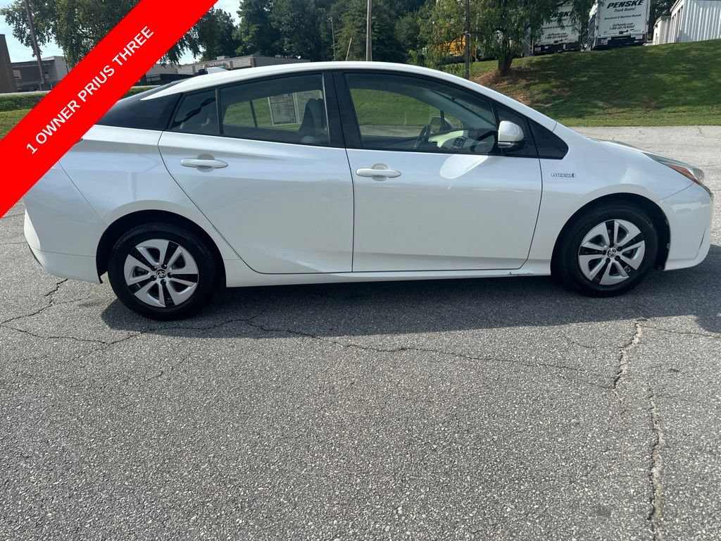 Used 2016 Toyota Prius Three FWD image 8