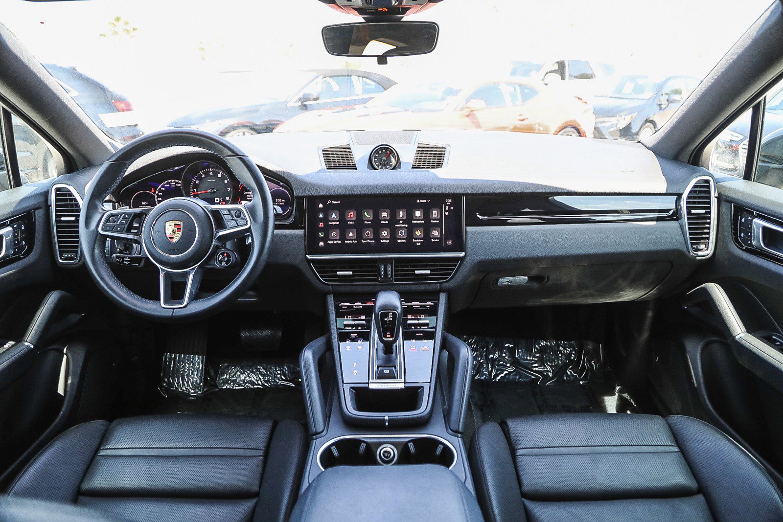 Used 2022 Porsche Cayenne Coupe image 12