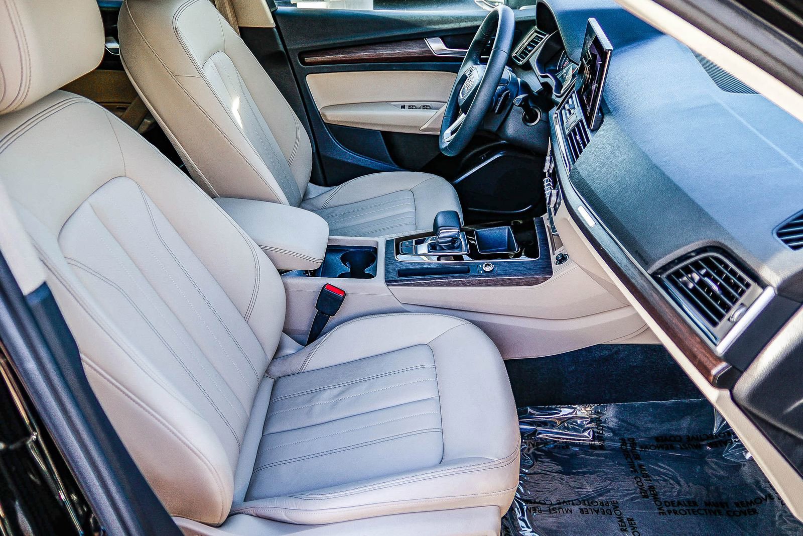 Certified 2023 Audi Q5 2.0T Premium w/ Convenience Package image 19