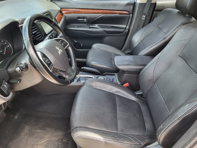Used 2015 Mitsubishi Outlander SE AWD/4WD image 12