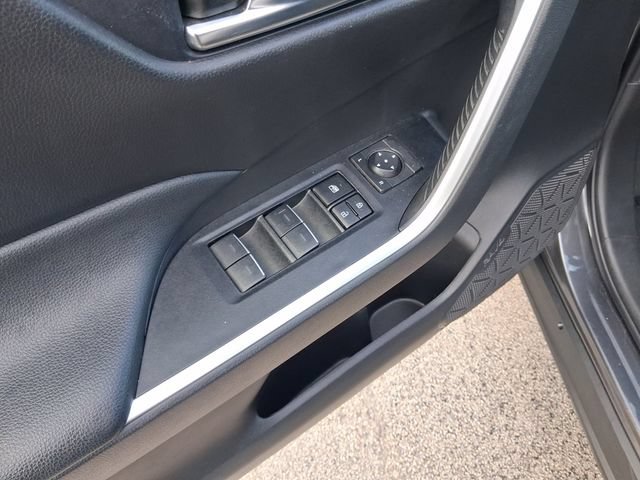 Used 2024 Toyota RAV4 XLE FWD image 15