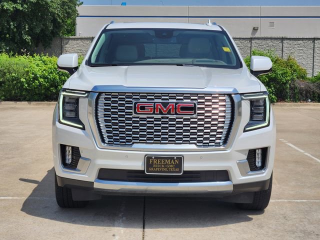 Used 2023 GMC Yukon Denali w/ LPO, Floor Liner Package AWD/4WD image 2