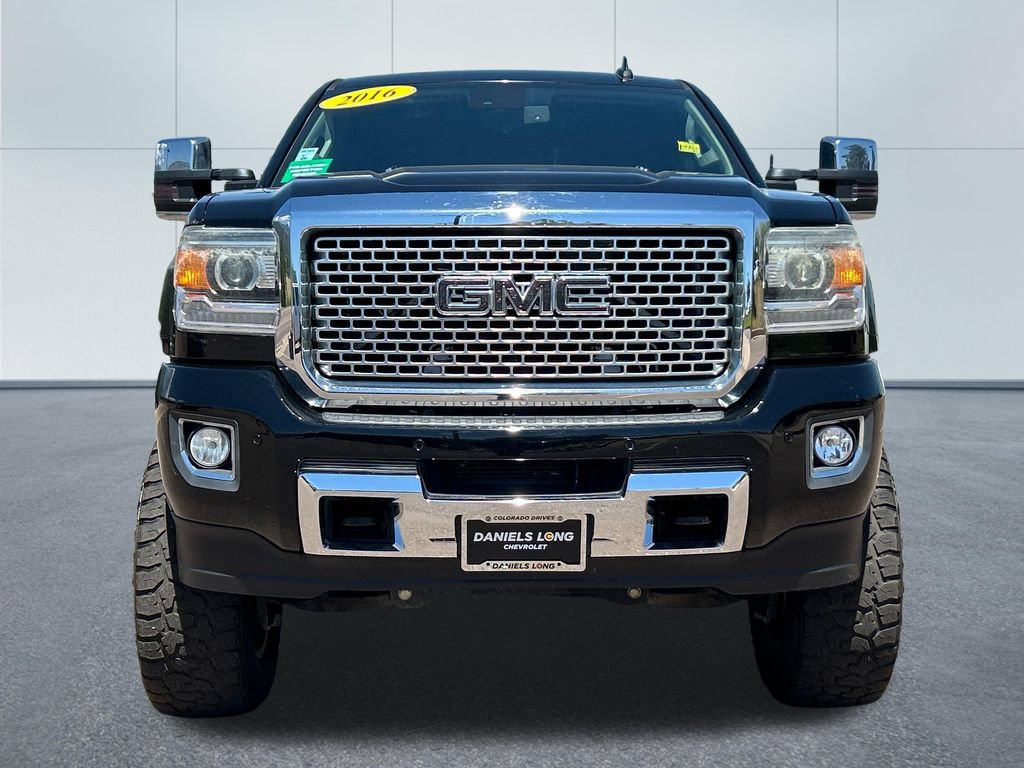 Used 2016 GMC Sierra 2500 Denali w/ Duramax Plus Package AWD/4WD image 3