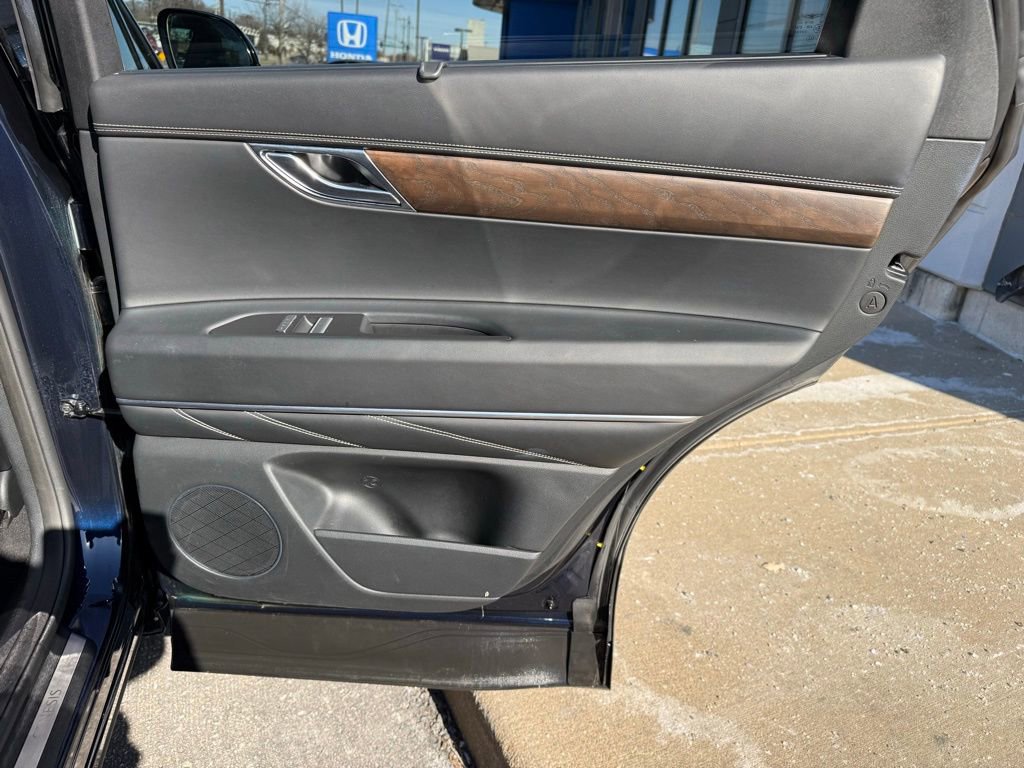 Used 2024 Genesis GV80 2.5T image 37