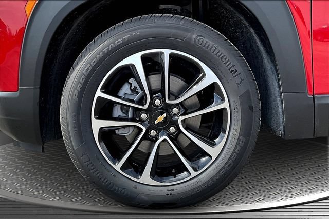 New 2026 Chevrolet TrailBlazer LT w/ Driver Confidence Package FWD image 13