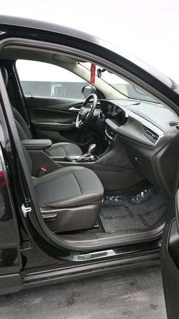 Used 2025 Buick Encore GX Preferred image 9