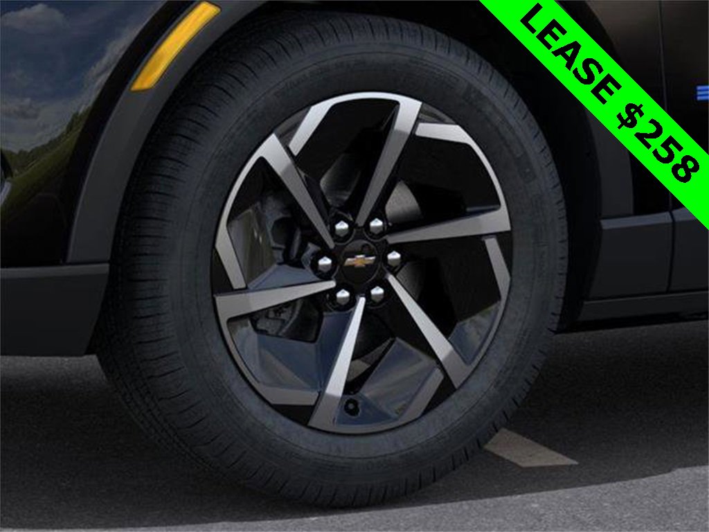 New 2026 Chevrolet Equinox EV LT image 9