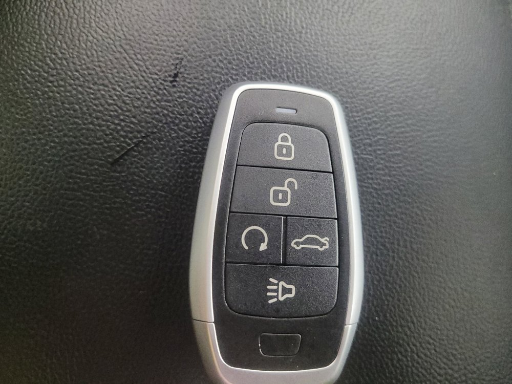 Used 2020 Kia Sorento EX FWD image 32