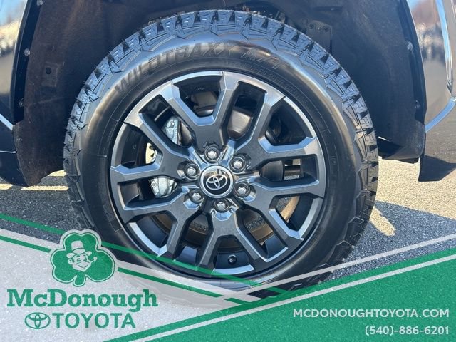 Used 2022 Toyota Tundra Platinum image 24