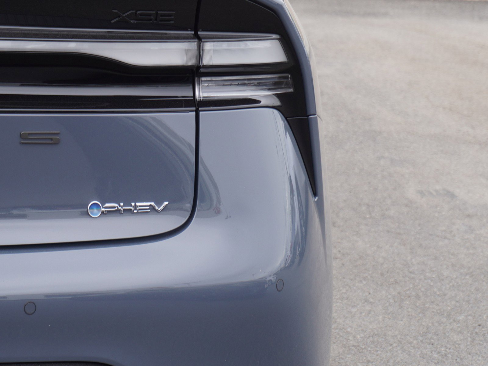 New 2026 Toyota Prius Plug-In Hybrid image 10