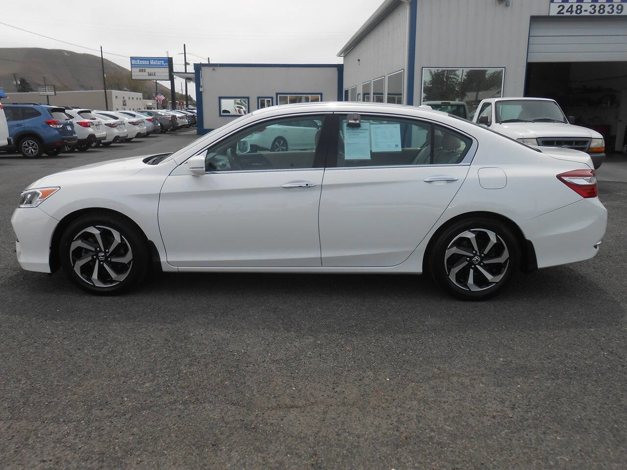 Used 2017 Honda Accord EX-L image 5