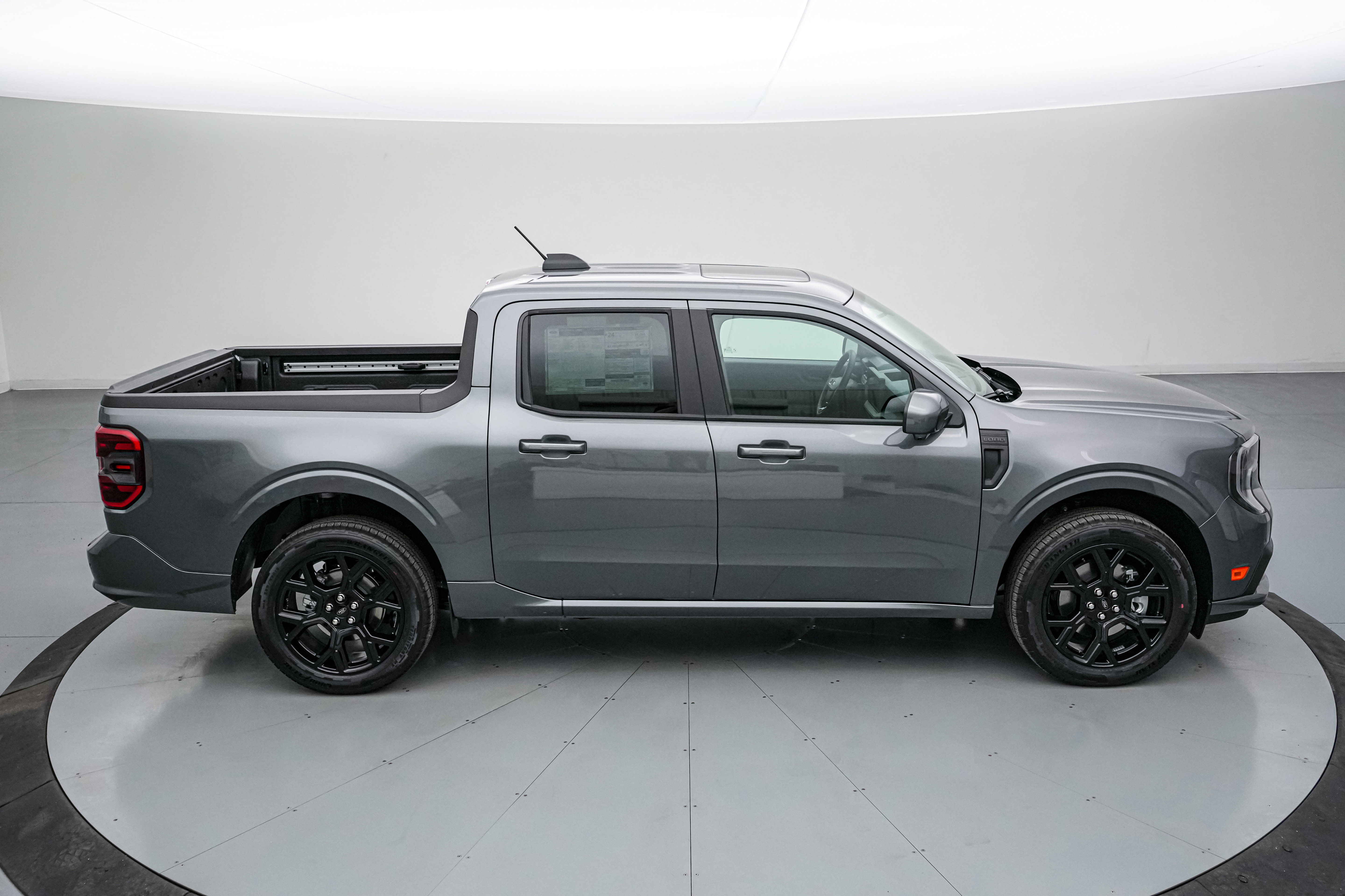 New 2026 Ford Maverick Lobo AWD/4WD video 3