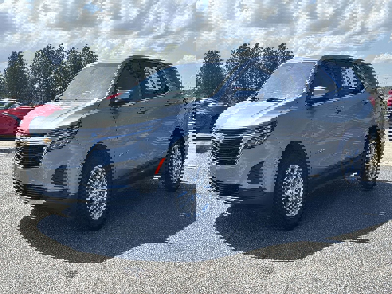 Used 2024 Chevrolet Equinox LT w/ LPO, Floor Liner Package image 5