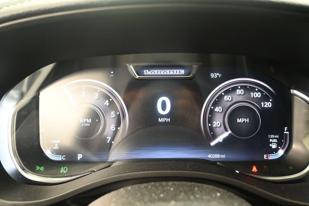 Used 2024 RAM 1500 Laramie AWD/4WD image 13