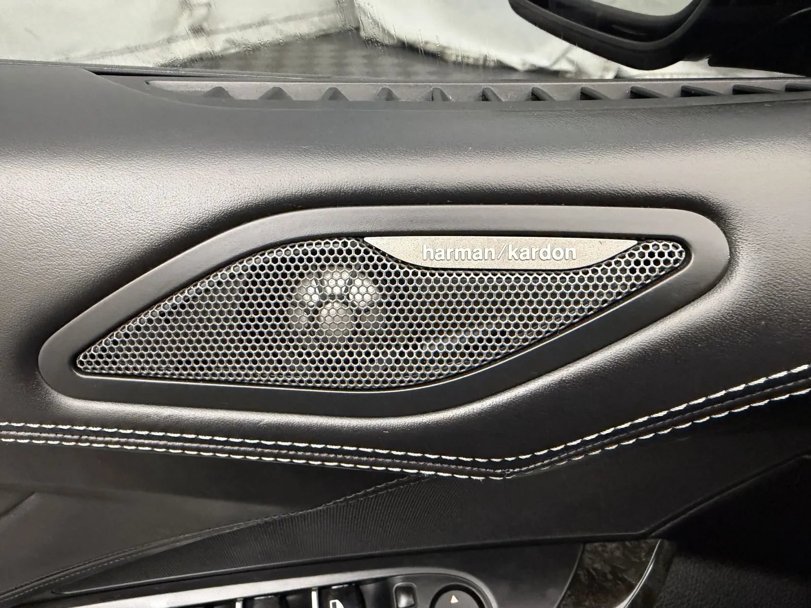 Used 2015 BMW 650i Convertible RWD image 18