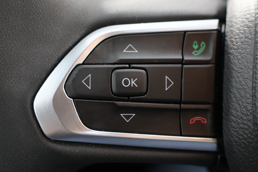 Used 2024 Jeep Compass Limited AWD/4WD image 11