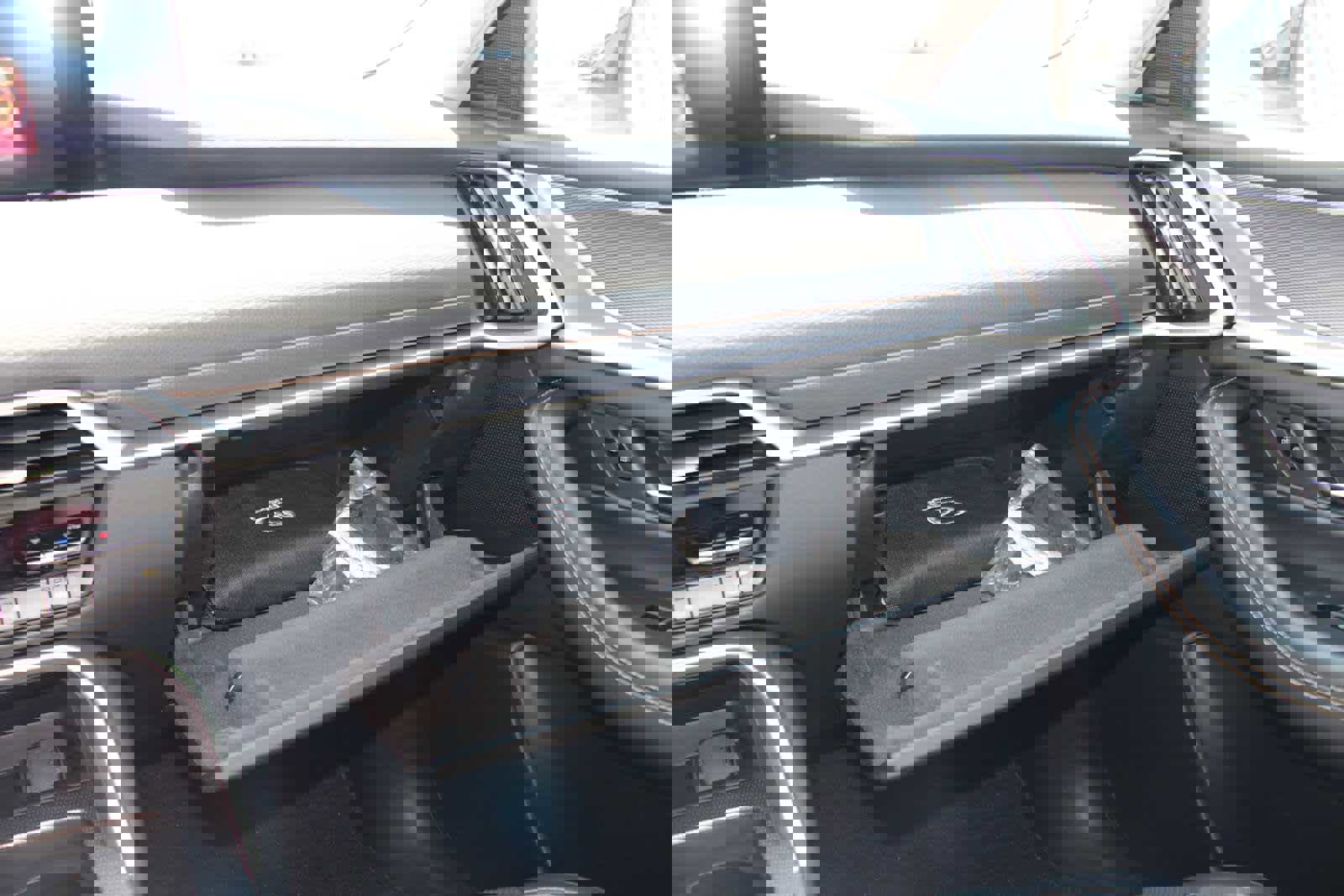 Used 2025 MAZDA CX-90 Plug-In Hybrid w/Premium Sport image 34