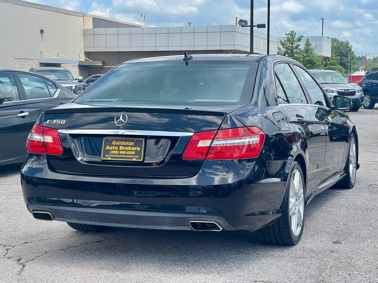Used 2010 Mercedes-Benz E 350 Sedan image 4