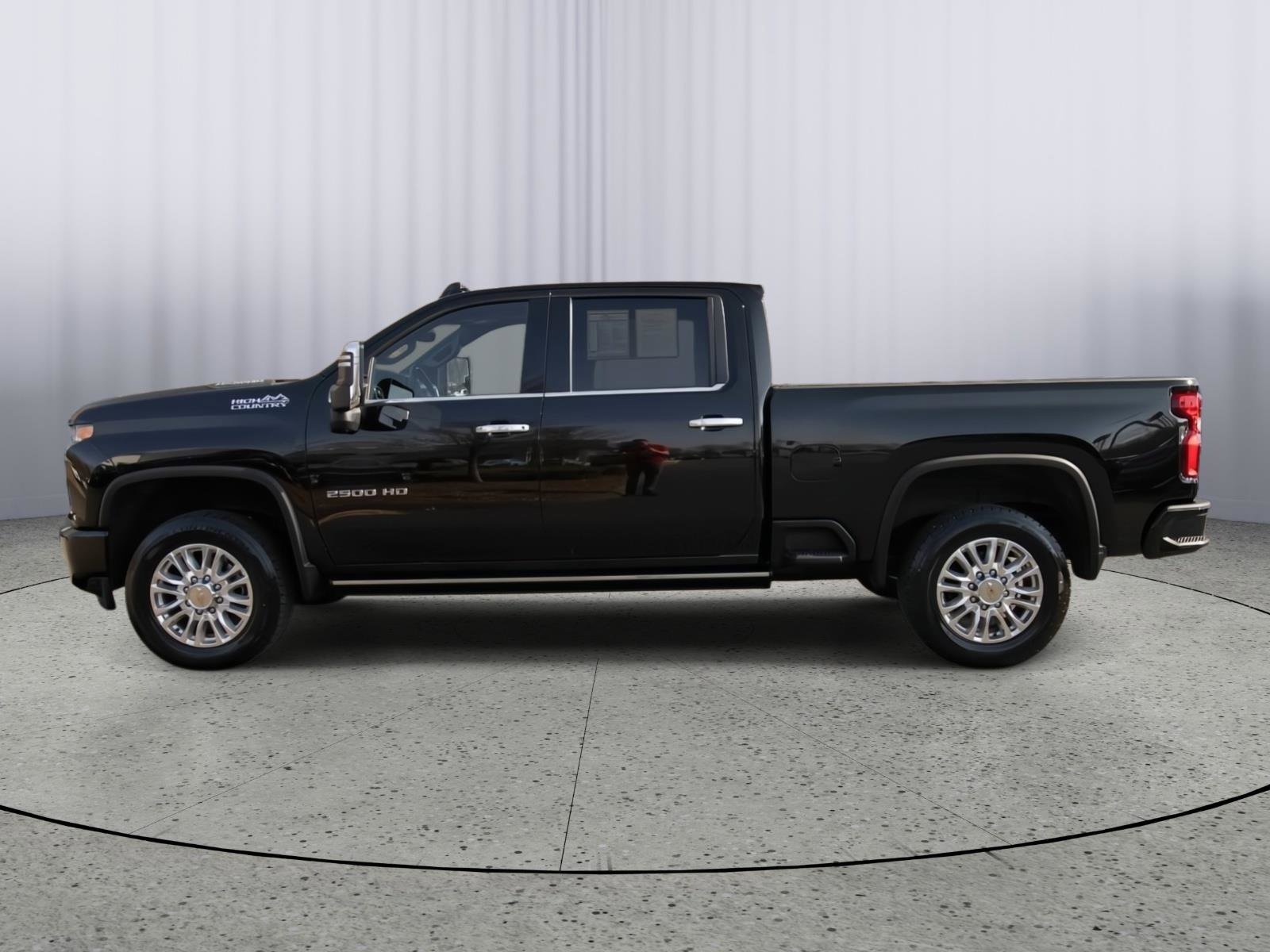 Used 2022 Chevrolet Silverado 2500 High Country w/ Technology Package image 21