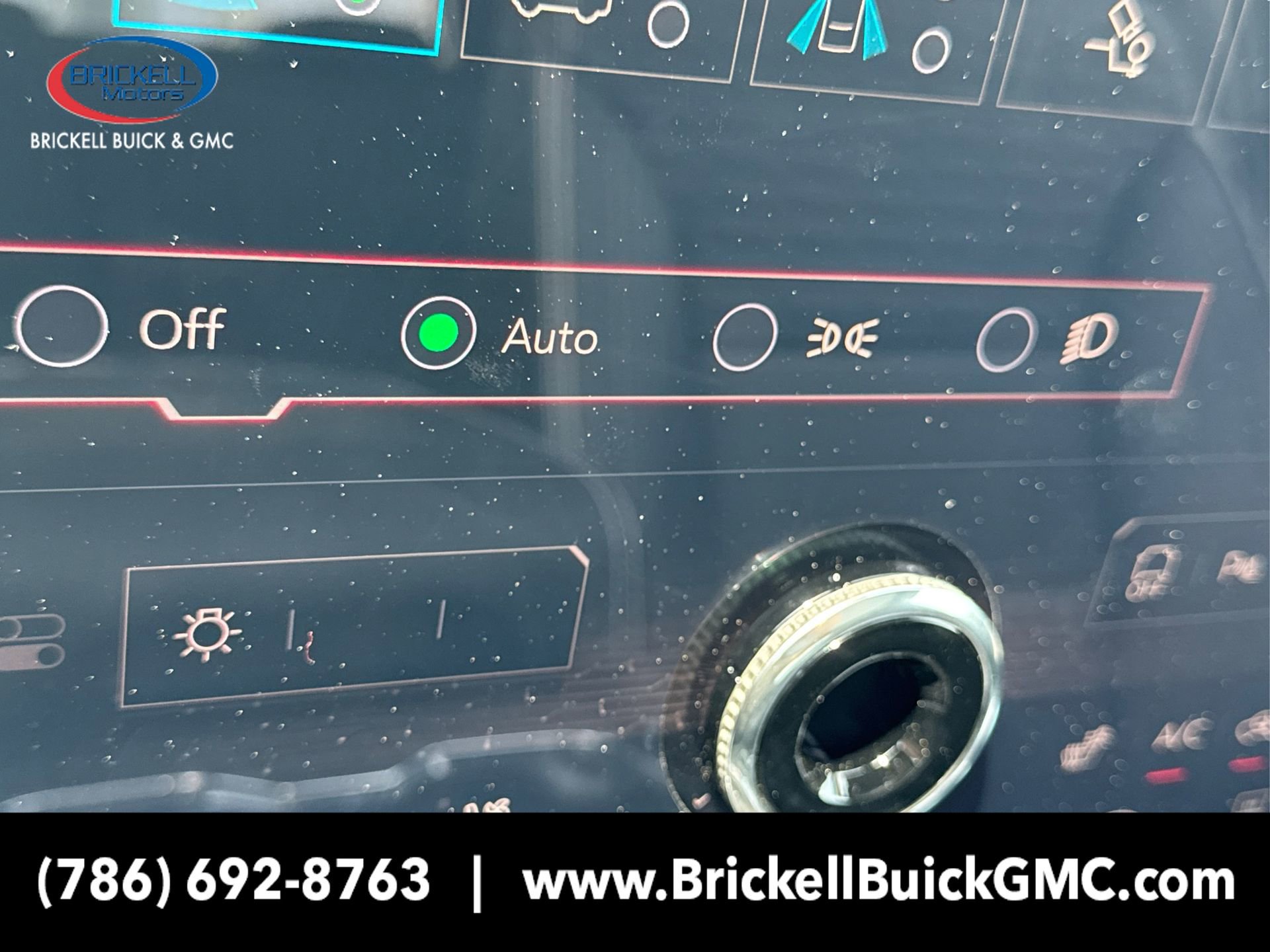 New 2025 GMC Sierra EV Denali image 21