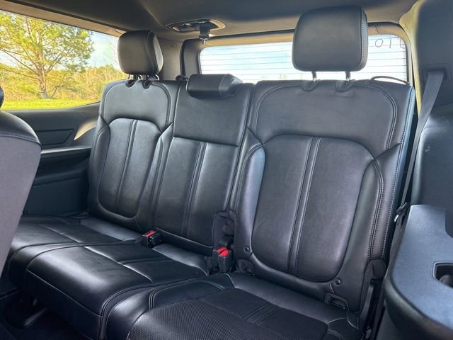 Used 2024 Jeep Wagoneer Series II w/ Flexible Seating Group image 12