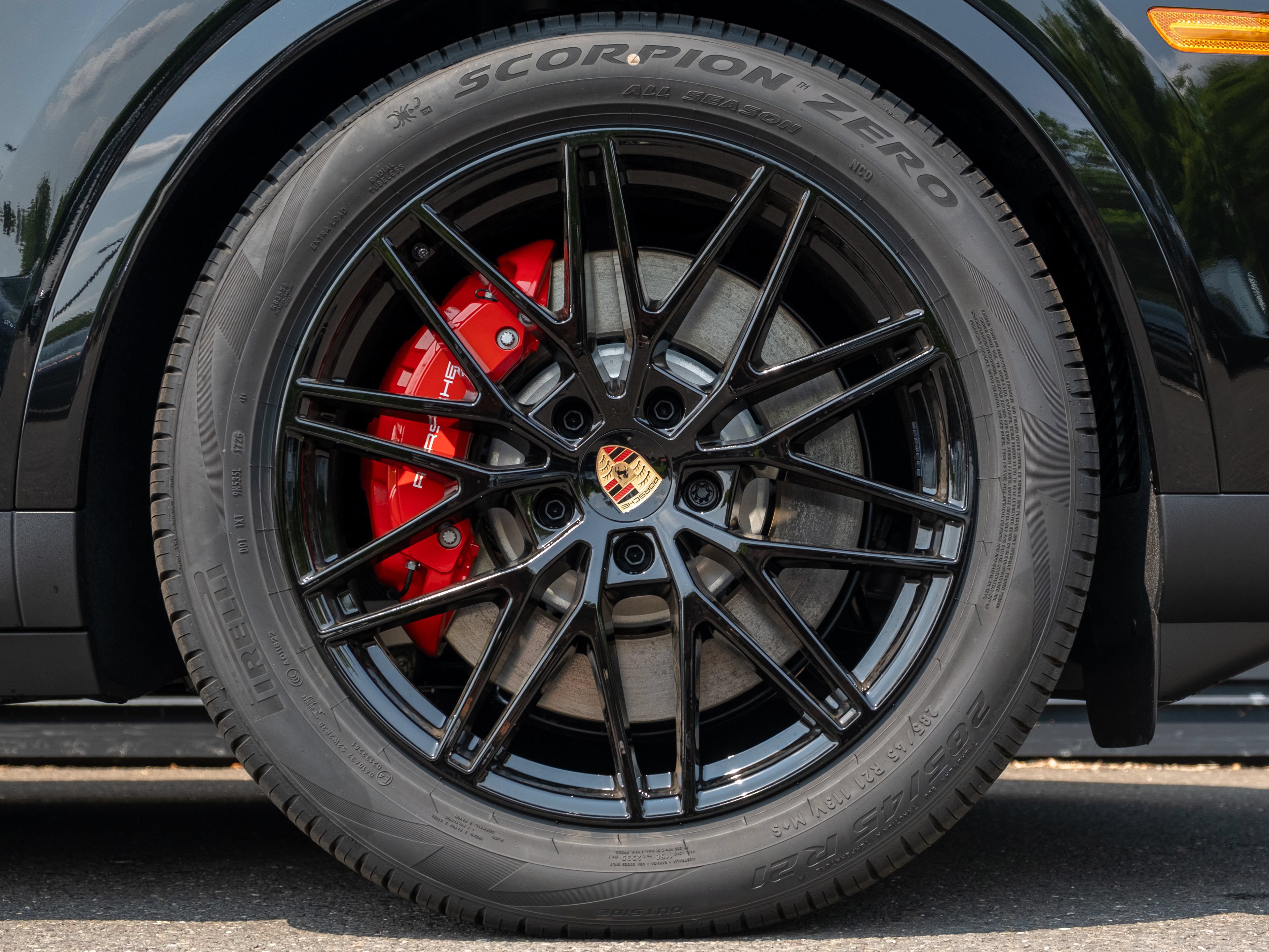 New 2026 Porsche Cayenne S AWD/4WD image 15